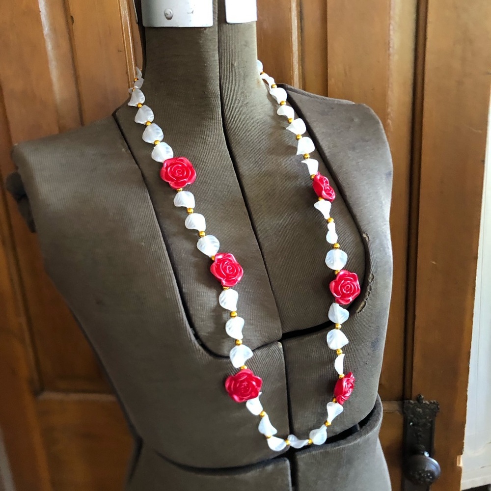 Vtg Red Rose and White Leaves Beaded Necklace